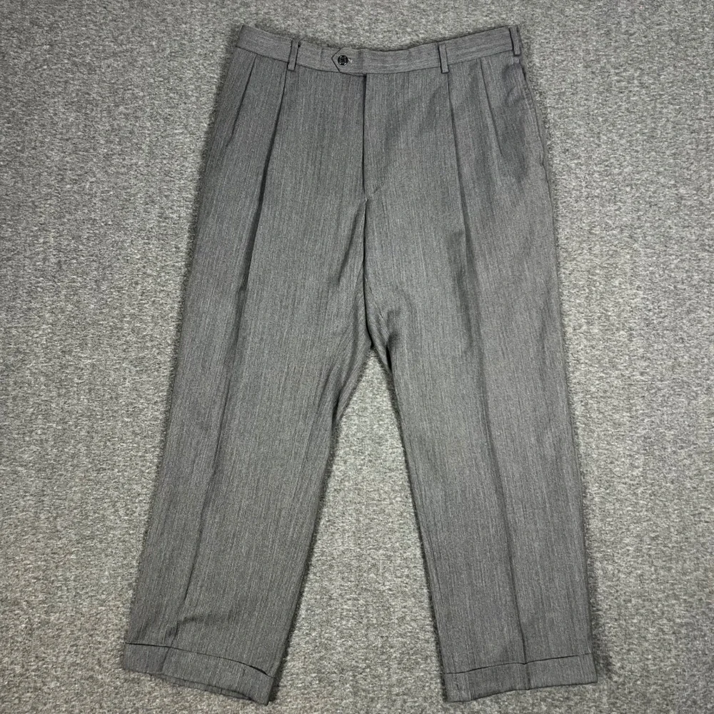 Jos. A. Bank 2-Piece Suit Men's 44S Grey 2-Button Wool Pleated Pants 34x28